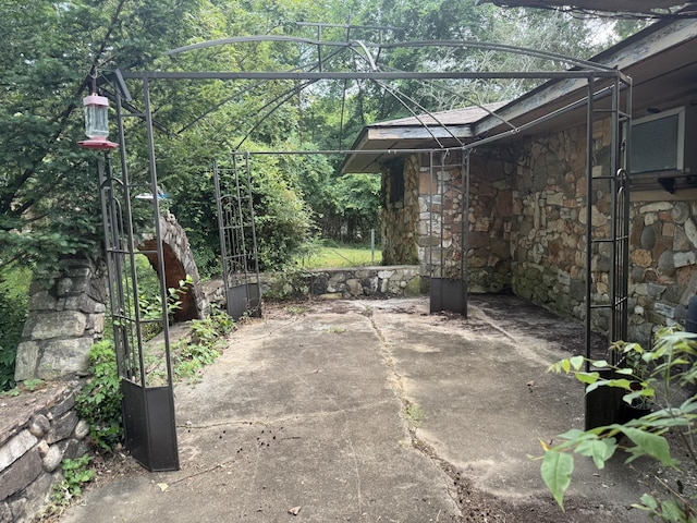 887 Elwood Dr, Clarksville, TN 37040 - view of patio / terrace