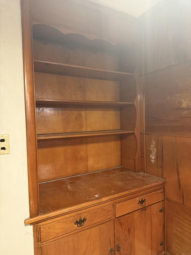 887 Elwood Dr, Clarksville, TN 37040 - detailed view
