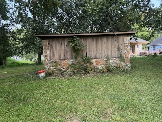 887 Elwood Dr, Clarksville, TN 37040 - view of outbuilding
