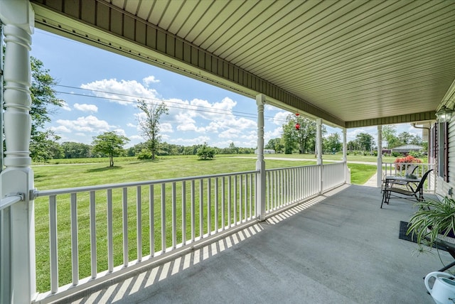 125 Clarence Lee Rd, Lancing, TN 37770 - porch featuring a yard