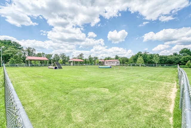 125 Clarence Lee Rd, Lancing, TN 37770 - view of yard