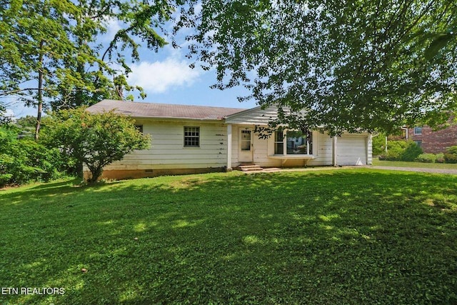 110 Clark Ave, Jamestown, TN 38556 - view of front of home featuring an attached garage, a front lawn, driveway, and crawl space