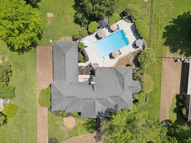 223 Kennett Rd, Old Hickory, TN 37138 - aerial view of a pool