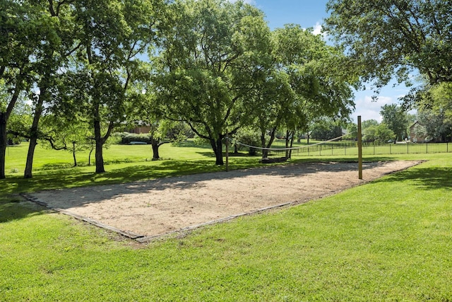 223 Kennett Rd, Old Hickory, TN 37138 - surrounding community with volleyball court