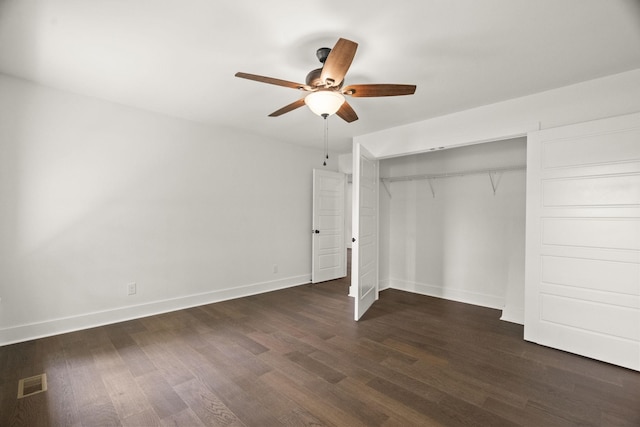 5670 Lakeview Rd, Springfield, TN 37172 - unfurnished bedroom featuring dark wood-type flooring, a closet, and a ceiling fan