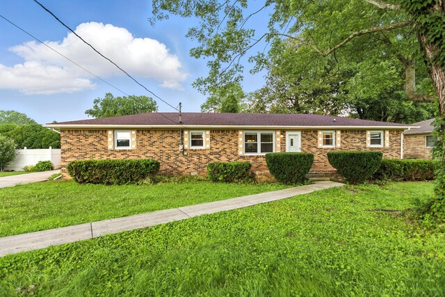 215 Patrick St, Estill Springs, TN 37330 - single story home featuring brick siding