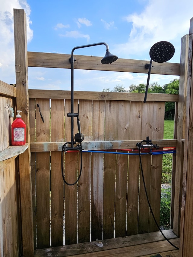 69 Bandy Rd, Lafayette, TN 37083