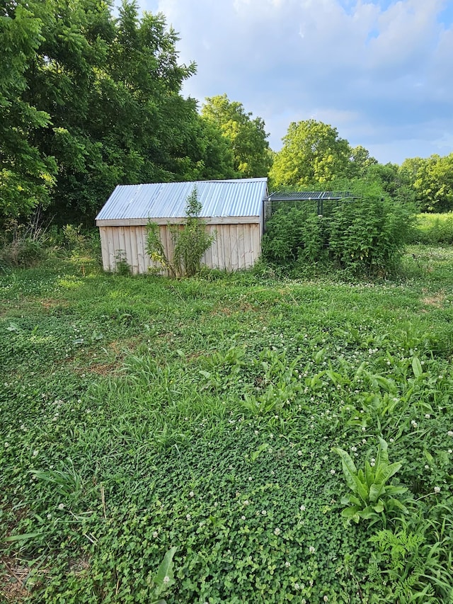 69 Bandy Rd, Lafayette, TN 37083