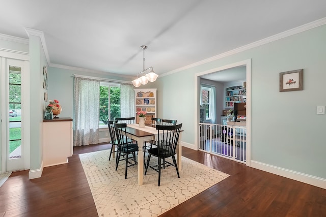 509 Iris Ave, Murfreesboro, TN 37128 - dining space with crown molding and wood finished floors