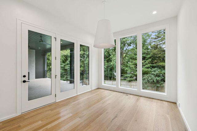 4045 Outer Dr, Nashville, TN 37204 - unfurnished sunroom featuring french doors