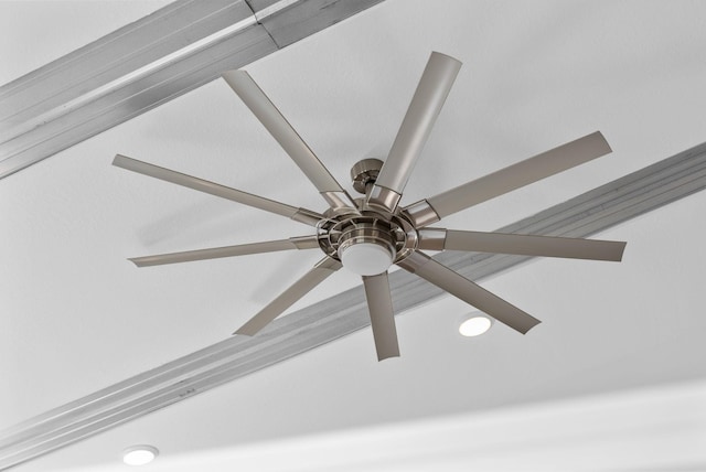 76 W High St, Clarksville, TN 37040 - detailed view of ceiling fan