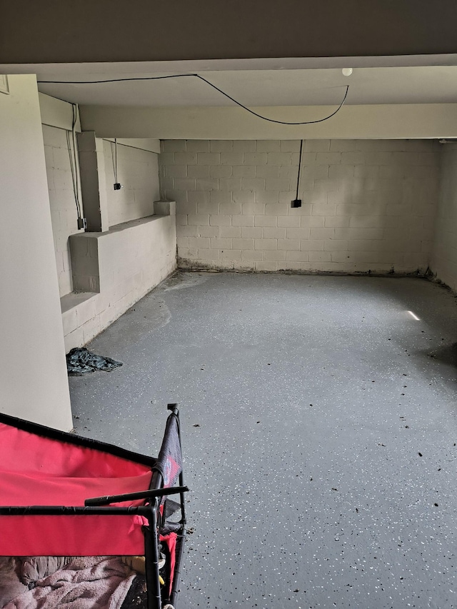 261 Caldwell Ln, Clarksville, TN 37040 - unfinished basement with concrete block wall