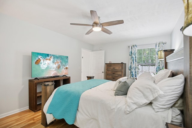 4858 Chelanie Cir, Murfreesboro, TN 37129 - bedroom with light wood-type flooring and a ceiling fan