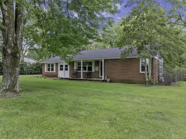 553 Northwood Dr, Huntingdon, TN 38344 - photo 1