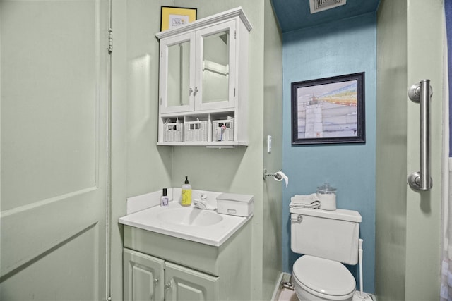 1509 5th Ave W, Springfield, TN 37172 - bathroom featuring vanity and toilet