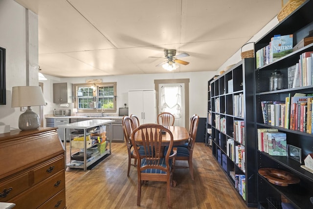 1509 5th Ave W, Springfield, TN 37172 - dining area with wood finished floors and a ceiling fan