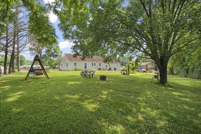 1509 5th Ave W, Springfield, TN 37172 - view of grassy yard with a playground
