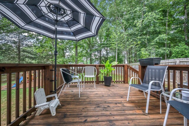 7106 Pepper Tree Cir, Fairview, TN 37062 - wooden terrace featuring a fenced backyard