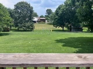 1246 Imperial Dr, Columbia, TN 38401 - view of yard