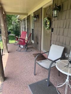 1246 Imperial Dr, Columbia, TN 38401 - view of covered porch