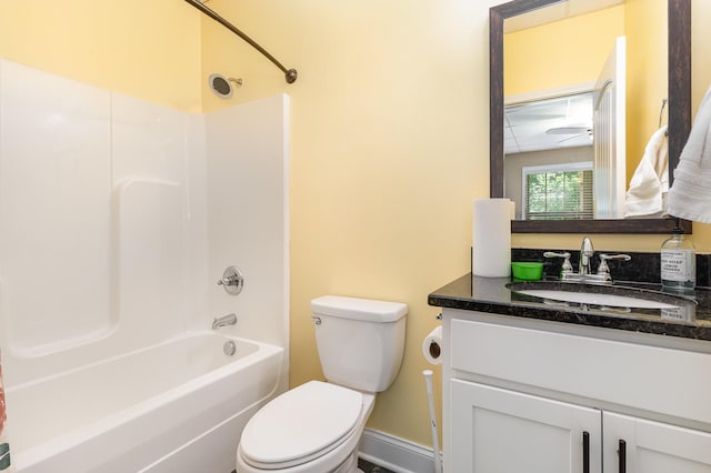 128 Thomas Traylor Ln, Clarksville, TN 37043 - bathroom featuring vanity and bathtub / shower combination