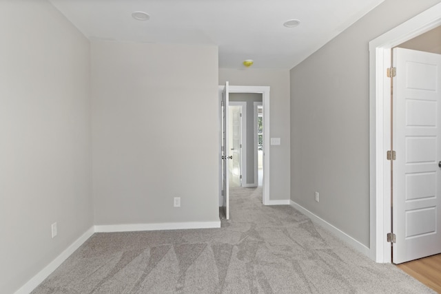 415 9th St, Clarksville, TN 37040 - unfurnished room featuring carpet floors and baseboards