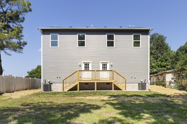 415 9th St, Clarksville, TN 37040 - back of house featuring stairway, a wooden deck, and crawl space