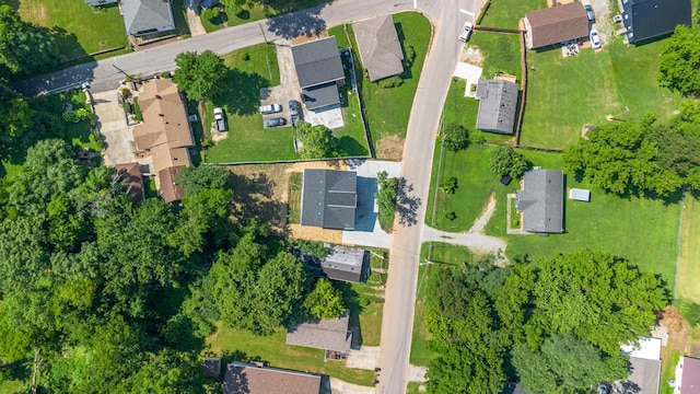 415 9th St, Clarksville, TN 37040 - view of property location featuring nearby suburban area