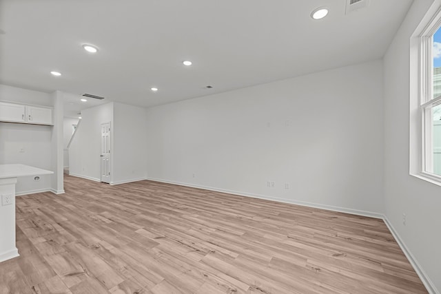 2900 Suzanne Landon Dr Unit E2, Murfreesboro, TN 37130 - unfurnished living room featuring light wood-type flooring and recessed lighting