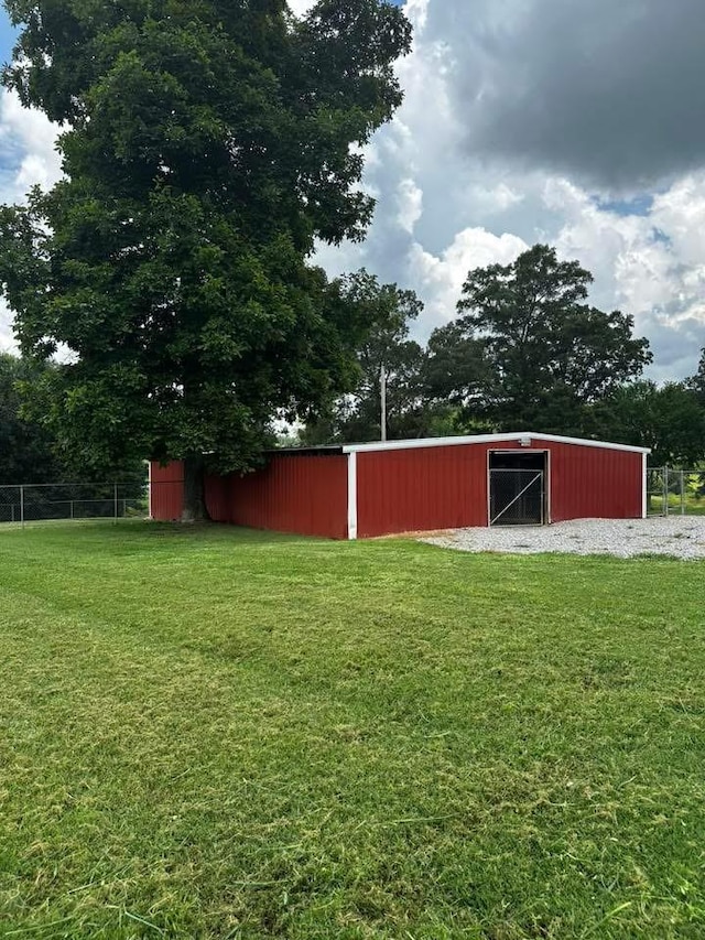 3510 Bybee Branch Rd, Mcminnville, TN 37110 - view of yard featuring an outbuilding