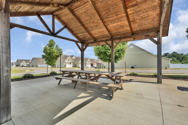 258 Dartmoor Pl, Goodlettsville, TN 37072 - view of patio with a residential view