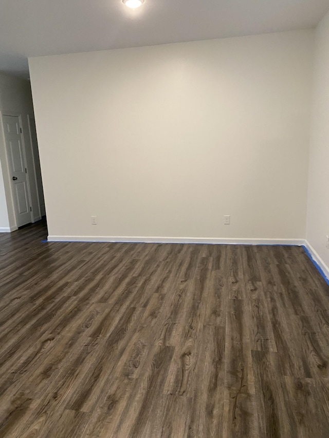 313 Hobbs Ave, Lebanon, TN 37087 - unfurnished room with baseboards and dark wood-style flooring