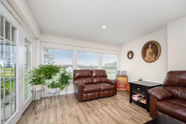 540 Powell Hollow Rd, Tullahoma, TN 37388 - living area with light wood-style flooring and recessed lighting