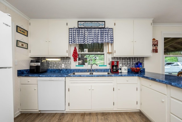 540 Powell Hollow Rd, Tullahoma, TN 37388 - kitchen with white appliances, decorative backsplash, light wood finished floors, and crown molding