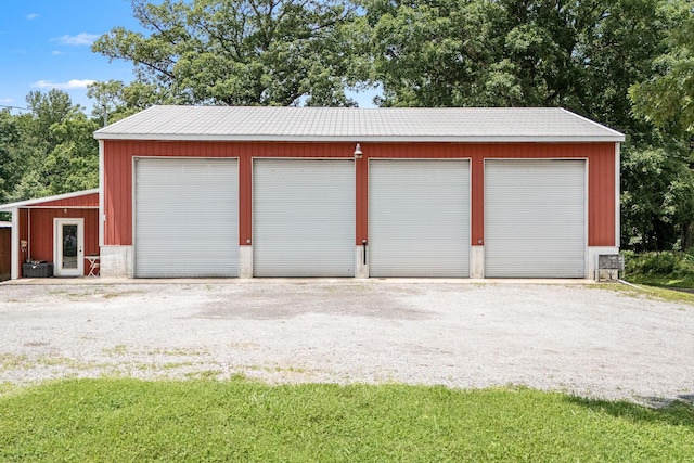 540 Powell Hollow Rd, Tullahoma, TN 37388 - view of detached garage