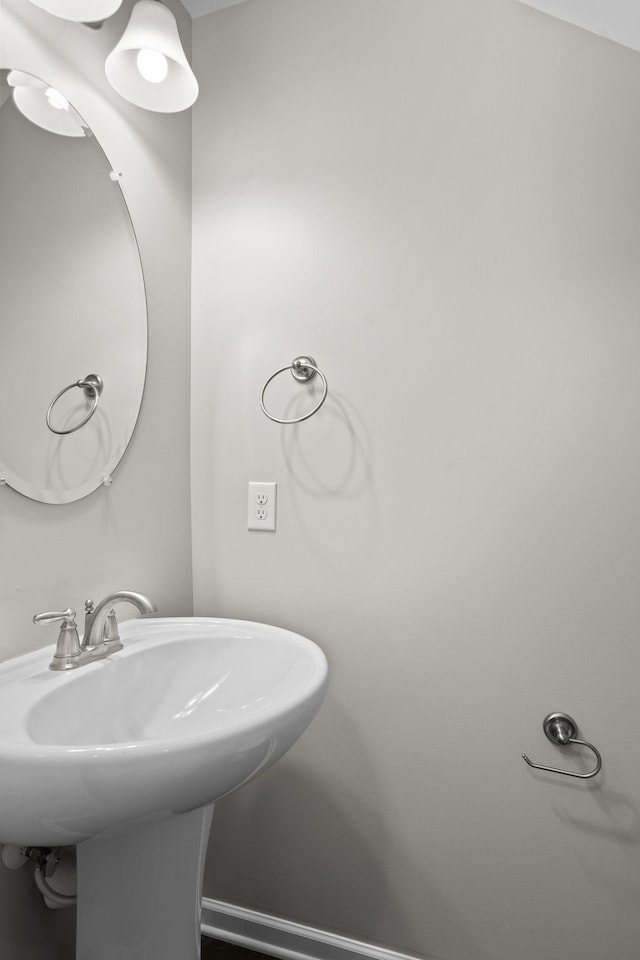 5538 Hamilton Cir, Antioch, TN 37013 - view of bathroom