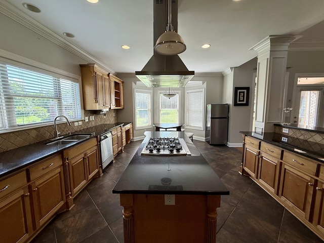 1413 Station Four Ln, Old Hickory, TN 37138 - kitchen with stainless steel appliances, dark countertops, plenty of natural light, crown molding, and recessed lighting