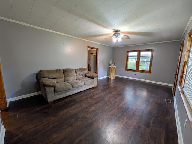 3007 Green Hill Dr, Centerville, TN 37033 - living room featuring ornamental molding, wood finished floors, and a ceiling fan