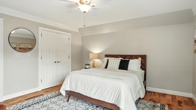 529 Derby Downs, Lebanon, TN 37087 - bedroom with light wood finished floors, crown molding, a closet, and ceiling fan