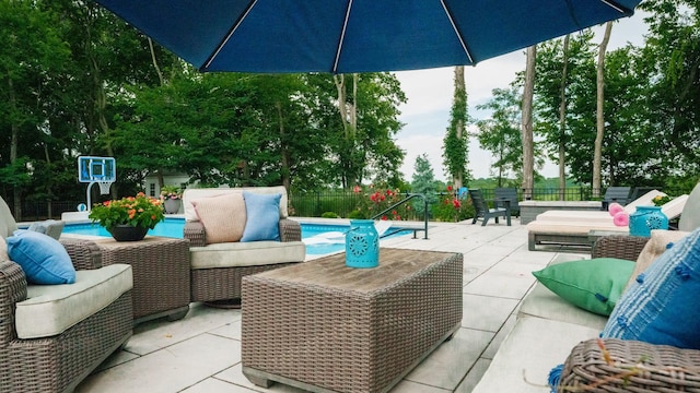 529 Derby Downs, Lebanon, TN 37087 - fenced backyard with outdoor lounge area and a patio area