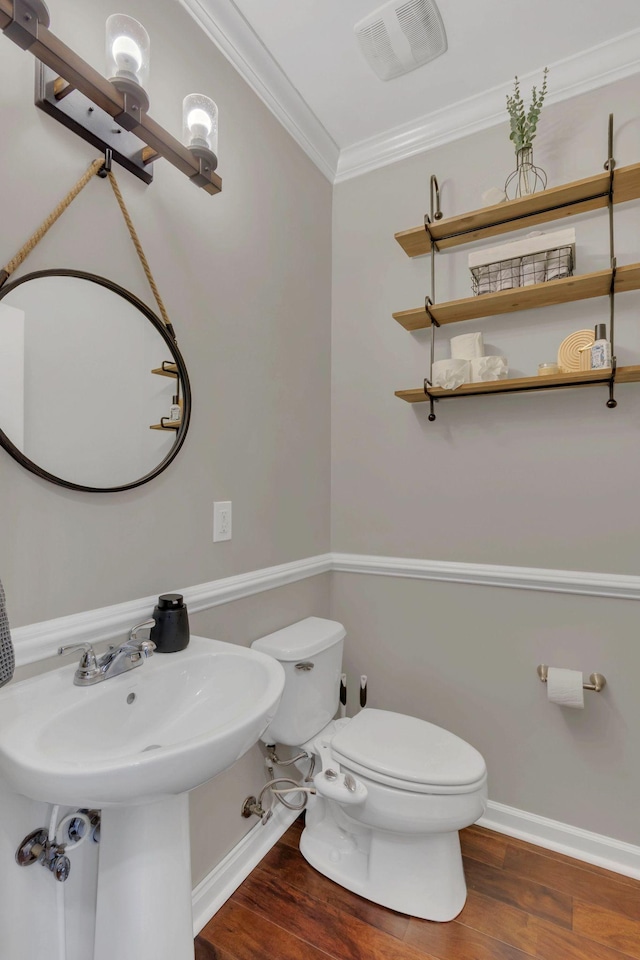 1016 Nealcrest Cir, Spring Hill, TN 37174 - bathroom featuring wood finished floors and crown molding