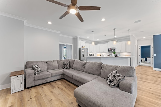 2428 Sandstone Cir, Murfreesboro, TN 37130 - living room featuring recessed lighting, a ceiling fan, light wood-style floors, and crown molding