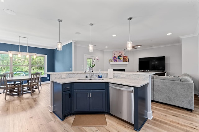 2428 Sandstone Cir, Murfreesboro, TN 37130 - kitchen featuring dishwasher, open floor plan, light wood-style floors, ornamental molding, and hanging light fixtures