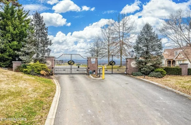 1221 Legacy Bay Dr, Mooresburg, TN 37811 - photo 2