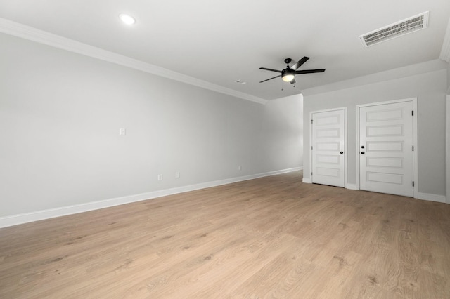 514 Rohan Dr, Murfreesboro, TN 37129 - unfurnished bedroom with crown molding, light wood-style floors, recessed lighting, and ceiling fan
