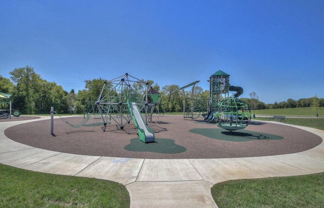 604 Douglas St, Lebanon, TN 37087 - view of communal playground