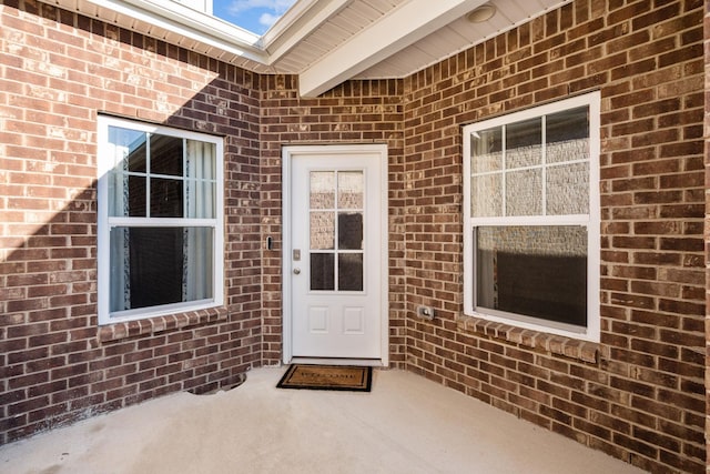 604 Douglas St, Lebanon, TN 37087 - property entrance featuring brick siding