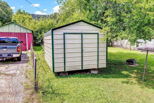 327 Atlantic Ave, Knoxville, TN 37917 - photo 9