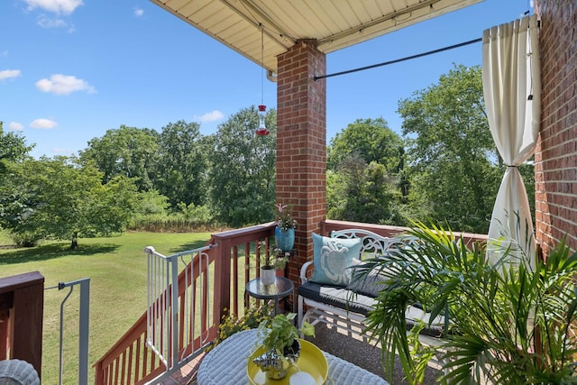 131 E Robertson Rd, Castalian Springs, TN 37031 - wooden deck featuring a yard
