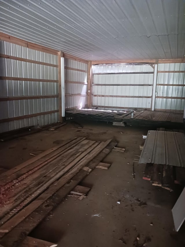 197 Stigall St, Camden, TN 38320 - view of garage